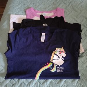 Girls lot if tshirts